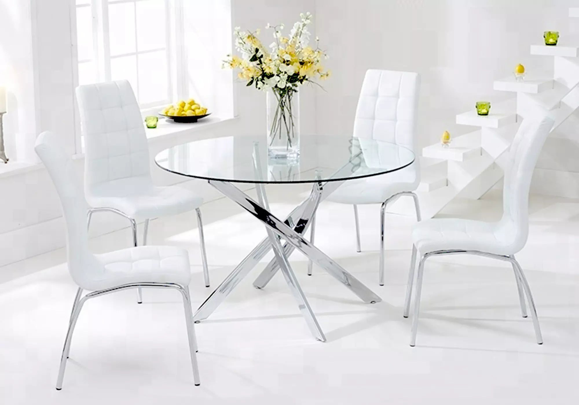 Salle à manger ALIA ronde verre argentée et 4 chaises simili cuir blanc